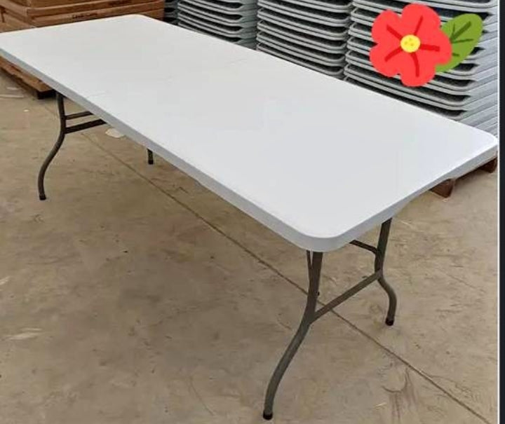 MESA PLEGABLE DE PLASTICO